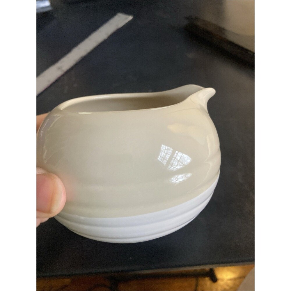 Epoch Korea Vintage MCM 1970s Creamer Porcelain Ceramic Beige Dish